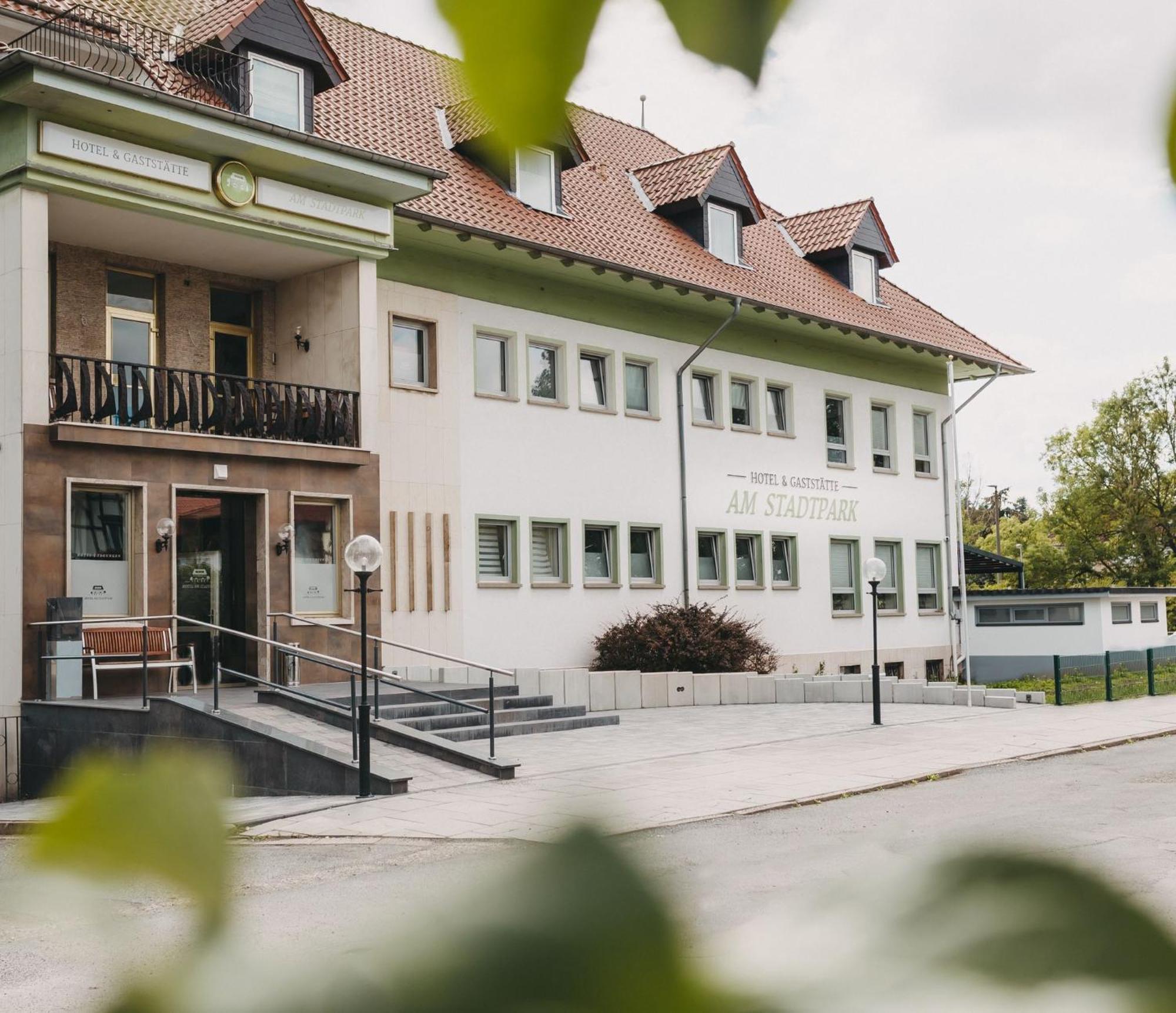 Hotel Am Stadtpark Nordhausen Exterior photo